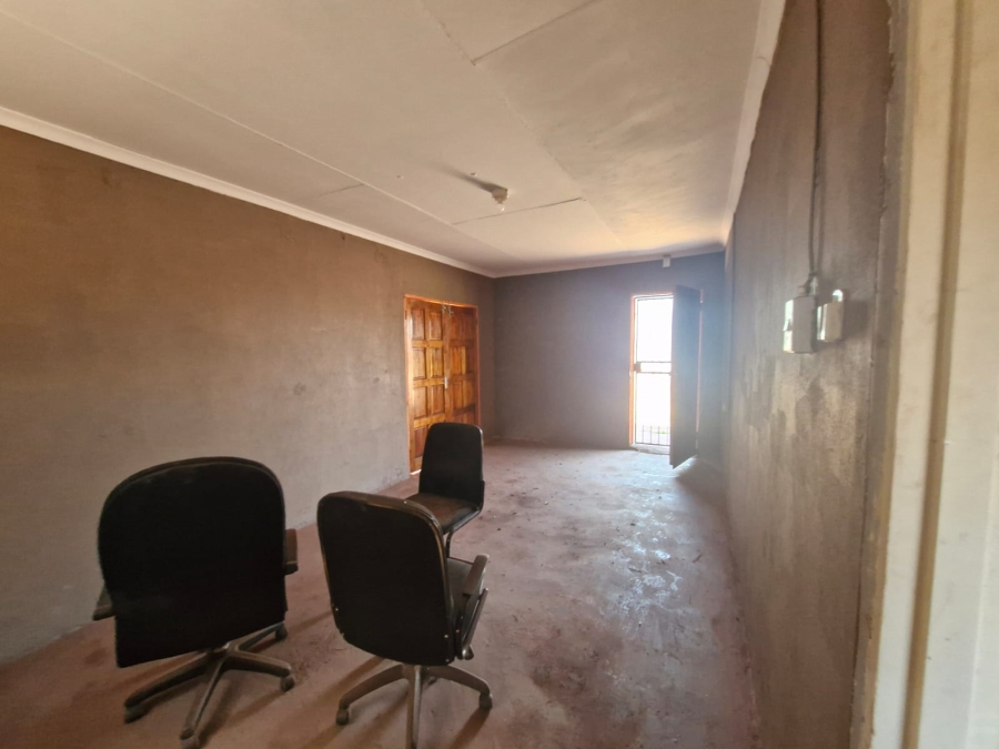 To Let Commercial Property for Rent in Kathu Northern Cape